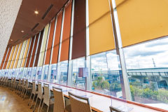 フードコート太陽光取入れ